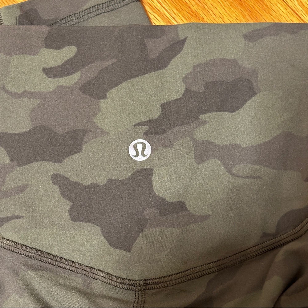 Lululemon Align leggings sz 2 camo print
